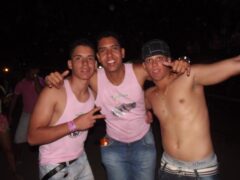 Oktober 10 Anos